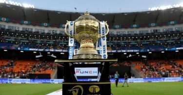 IPL retained teams for ipl 2024, ipl 2024 broadcasting rights